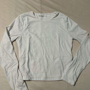 Abercrombie & Fitch Classic White Long Sleeve Tee